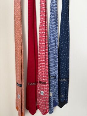 Set Five Hermes Silk Ties